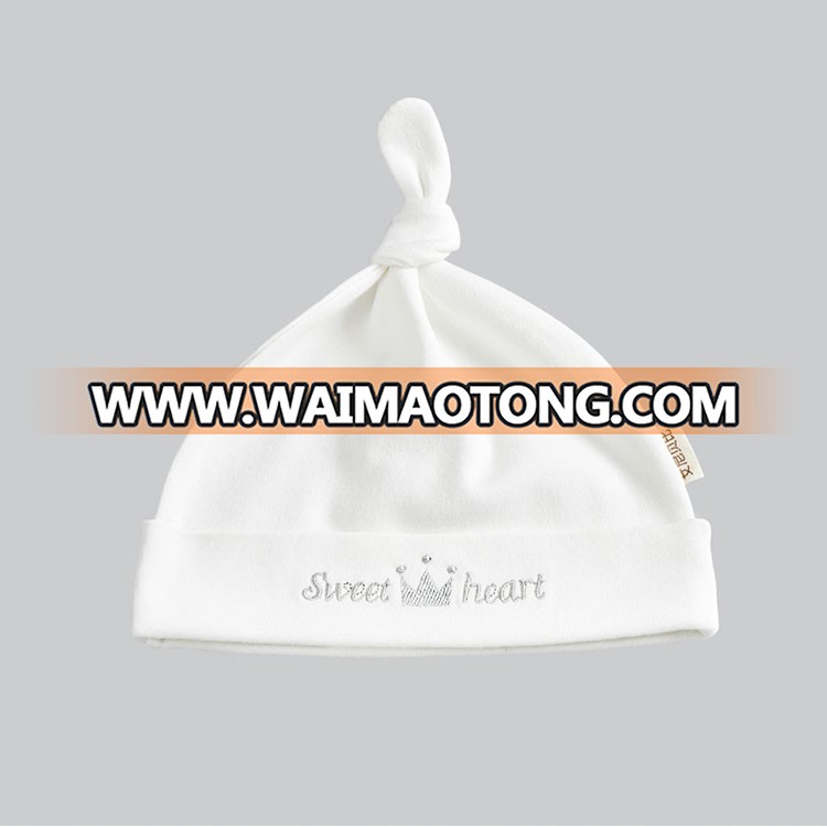 China wholesale fahion funky outdoor plain angle white baby hat custom printed knitted baby beanie hat